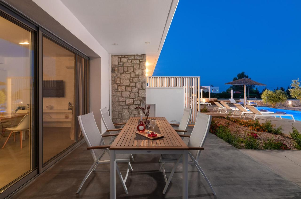 Gennadi Harmony Suites - 200 M From The Sea Extérieur photo